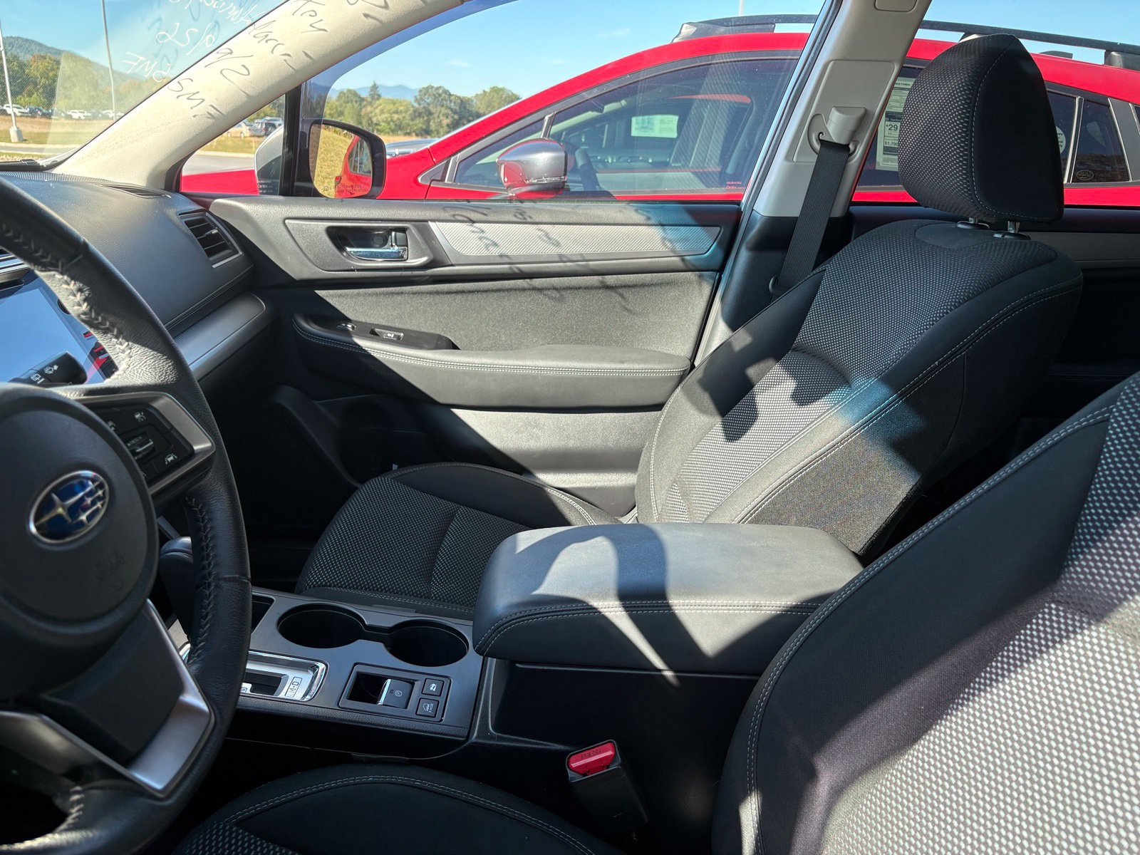 Used 2019 Subaru Outback 2.5i Premium AWD/4WD image 7