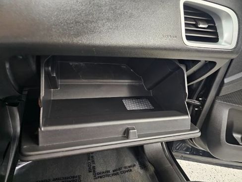 Used 2017 Chevrolet Equinox LT image 19