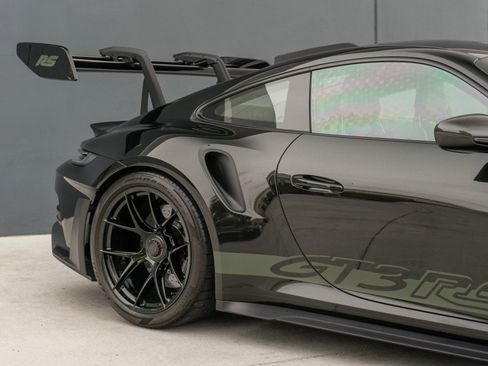 Used 2024 Porsche 911 GT3 RS RWD image 34