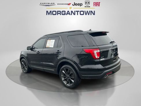 Used 2018 Ford Explorer XLT w/ Equipment Group 202A image 8