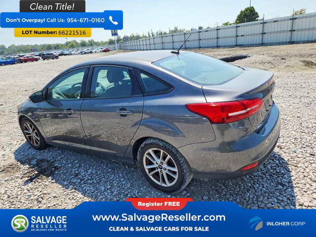 Used 2018 Ford Focus SE FWD image 3