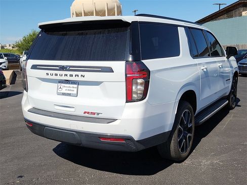 Used 2021 Chevrolet Suburban RST w/ Luxury Package image 5