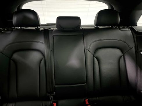 Used 2015 Audi Q3 2.0T Prestige w/ Prestige Package AWD/4WD image 13