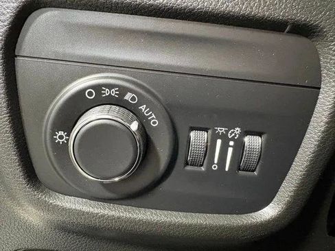 Certified 2023 Jeep Grand Cherokee L Laredo AWD/4WD image 25