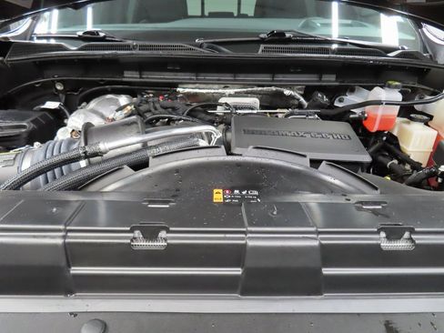 Used 2025 GMC Sierra 2500 AT4 w/ AT4 Premium Plus Package image 33