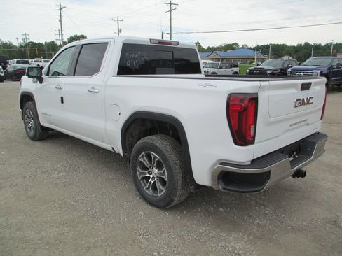 New 2026 GMC Sierra 1500 SLT w/ SLT Convenience Package AWD/4WD image 9