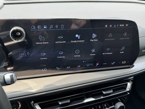 New 2026 Chevrolet Traverse LT w/ Driver Confidence Package image 2