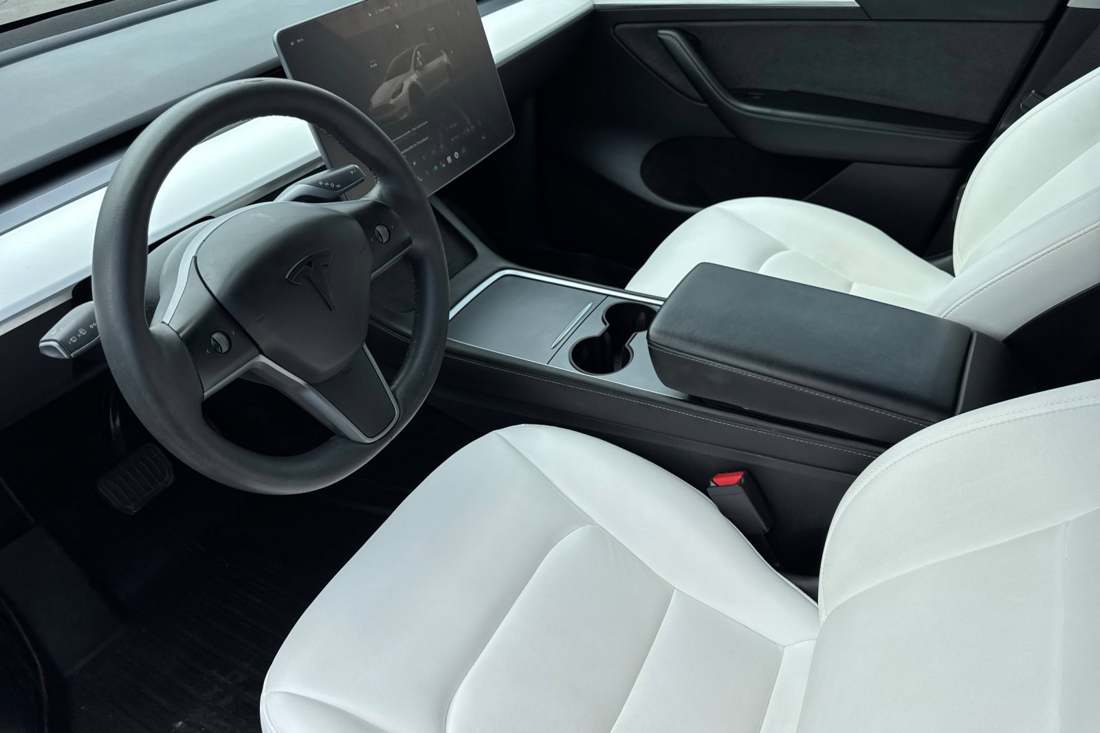 Used 2023 Tesla Model Y Long Range AWD/4WD image 10