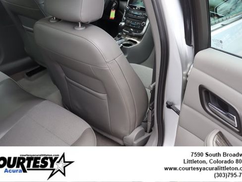 Used 2016 Chevrolet Malibu LT FWD image 27