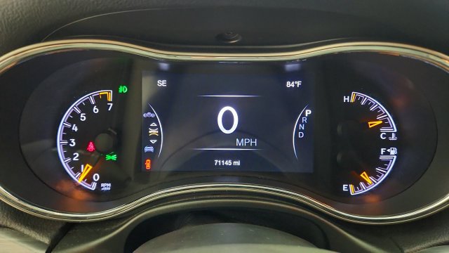 Used 2020 Jeep Grand Cherokee Limited AWD/4WD image 15