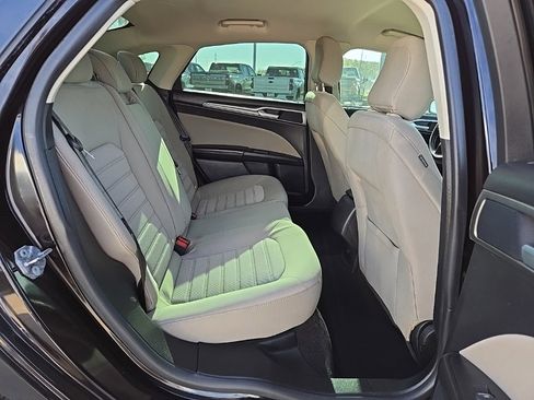 Used 2020 Ford Fusion S image 17