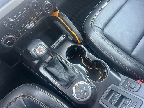 Used 2021 Ford Bronco Badlands image 20