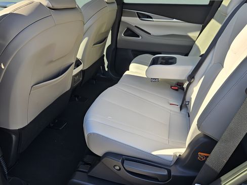Certified 2027 INFINITI QX60 Luxe w/ Cargo Package FWD image 10