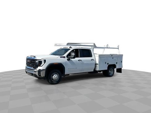 New 2025 GMC Sierra 3500 Pro w/ Convenience Package image 4