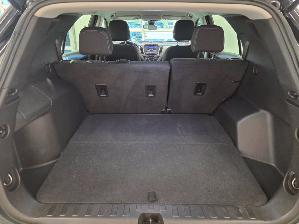 Used 2023 Chevrolet Equinox LS FWD image 24