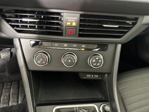 Used 2024 Volkswagen Jetta S image 23