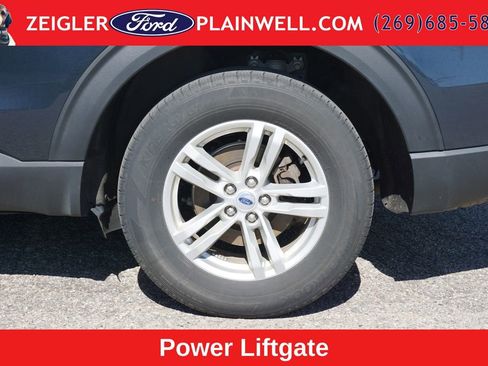 Used 2023 Ford Explorer XLT w/ Equipment Group 202A AWD/4WD image 9