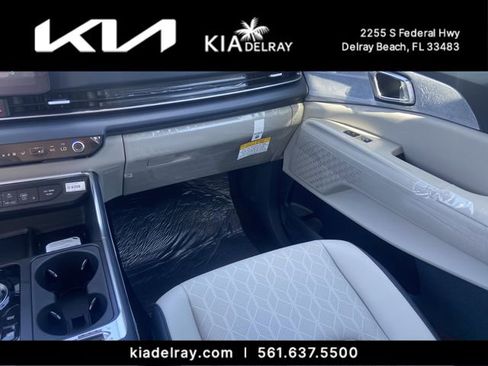 New 2026 Kia Carnival SX FWD image 15