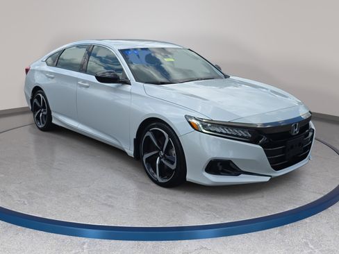 Certified 2022 Honda Accord Sport image 3