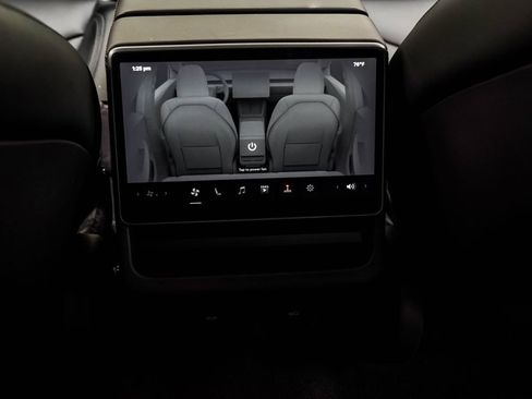 Used 2024 Tesla Model 3 Standard Range RWD image 25