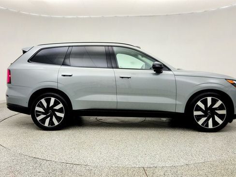 Used 2025 Volvo EX90 Ultra AWD/4WD image 4