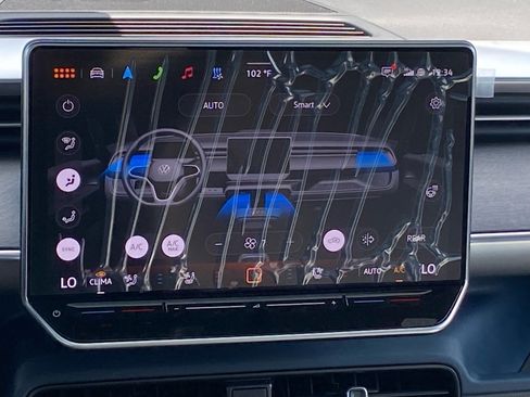 New 2025 Volkswagen ID. Buzz Pro S Plus AWD/4WD image 5