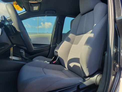 Used 2020 Toyota Corolla SE image 16
