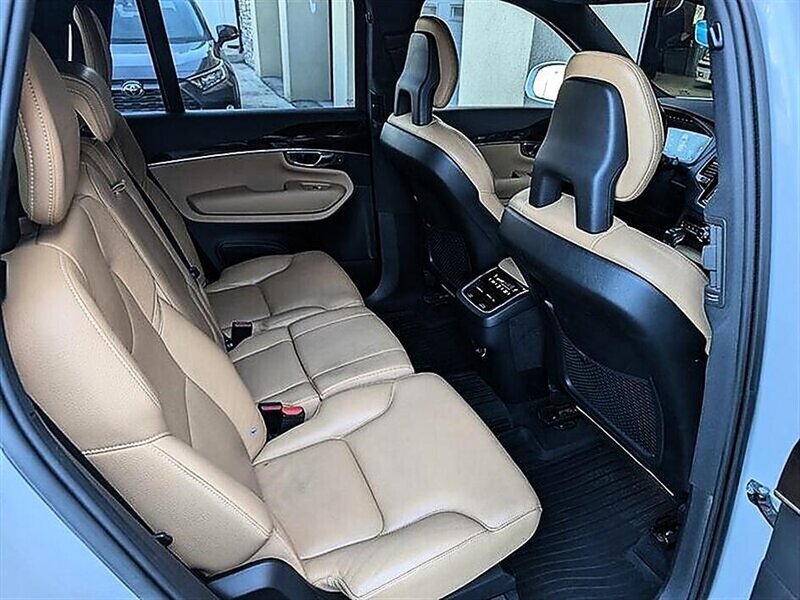 Used 2017 Volvo XC90 T6 Momentum w/ Vision Package AWD/4WD image 30