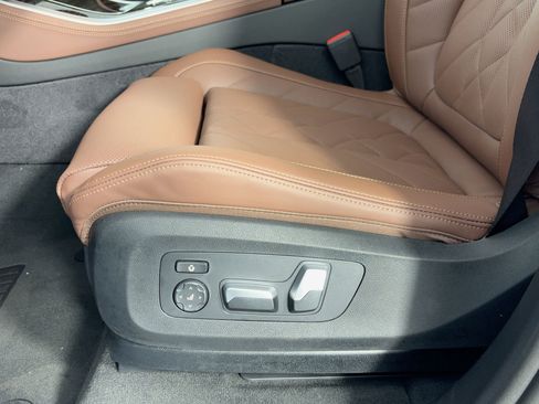 New 2026 BMW X5 sDrive40i w/ Premium Package image 12