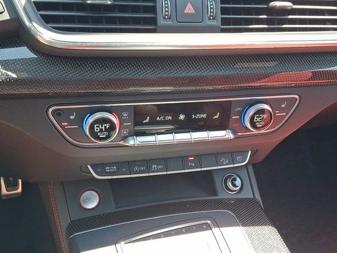 Used 2018 Audi SQ5 Prestige AWD/4WD image 16