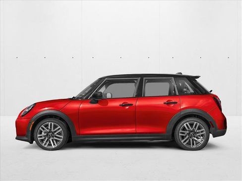 New 2026 MINI Cooper 4-Door Hardtop FWD image 3