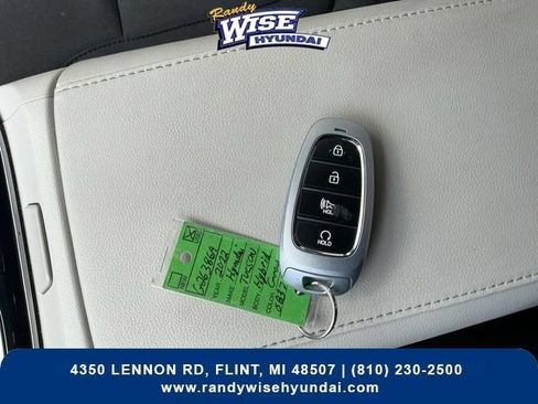 Used 2022 Hyundai Tucson Blue AWD/4WD image 27