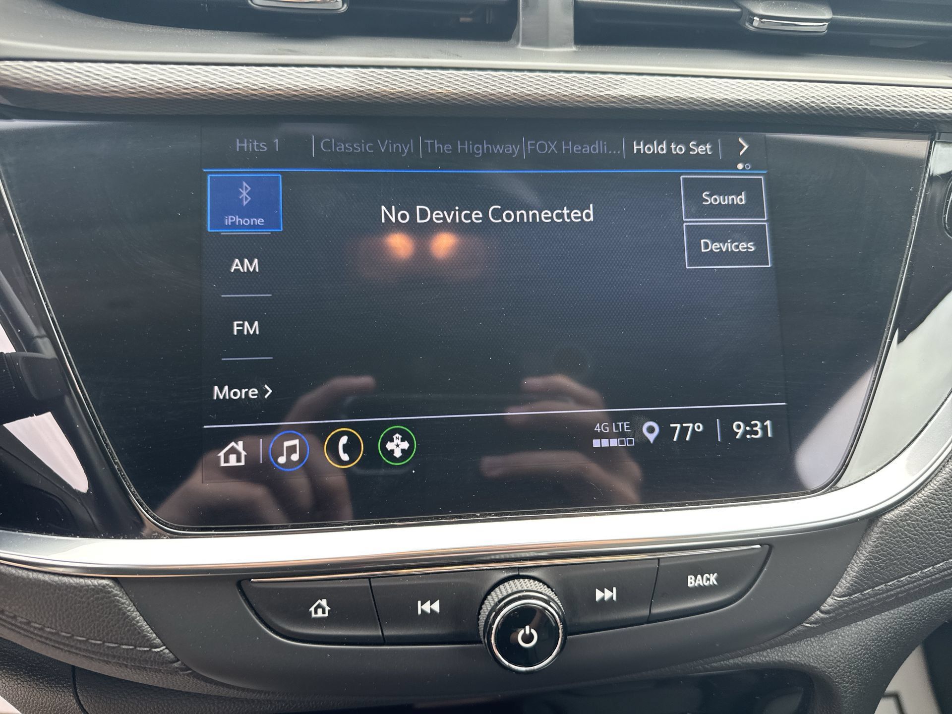 Certified 2023 Buick Encore GX Preferred w/ Cold Weather Comfort Package FWD image 13