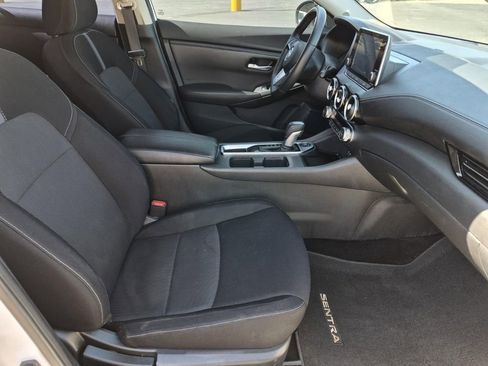 Used 2020 Nissan Sentra SV w/ Electronics Package image 11