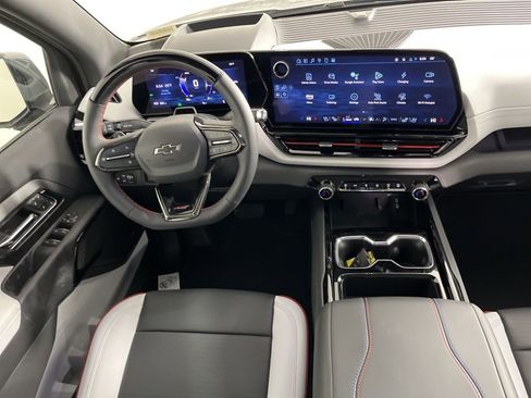 New 2025 Chevrolet Silverado EV RST image 5