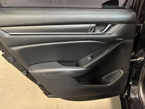 Used 2019 Honda Accord LX image 16