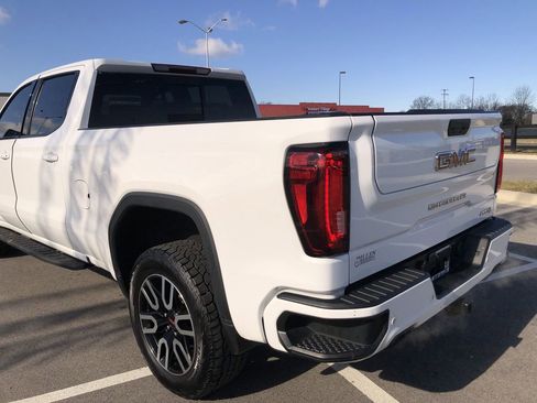 Used 2021 GMC Sierra 1500 AT4 w/ AT4 Premium Package image 4
