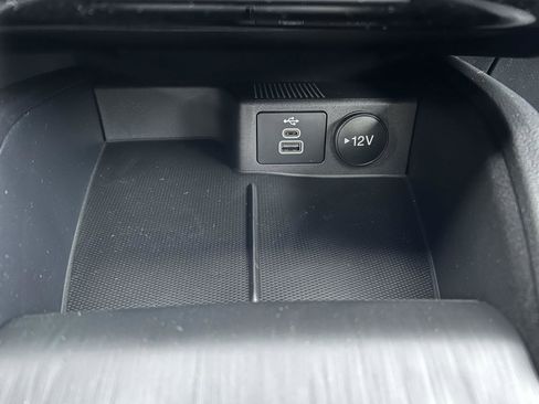 New 2026 Ford Escape ST-Line Select w/ Equipment Group 401A image 32