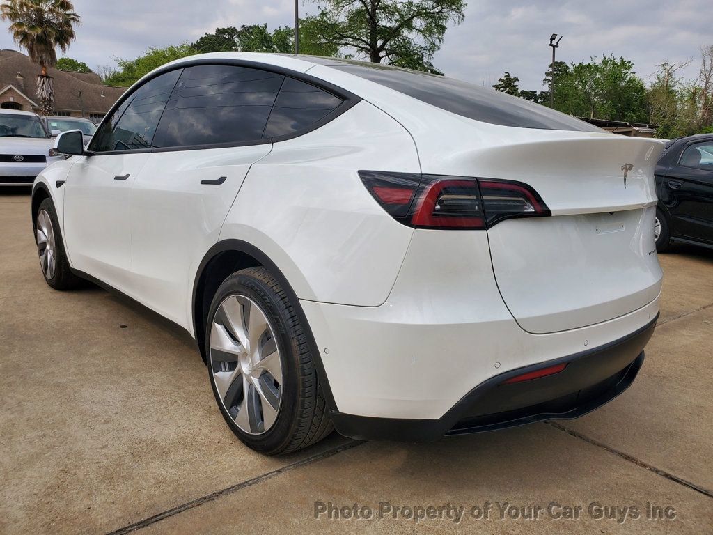 Used 2022 Tesla Model Y Long Range AWD/4WD image 12