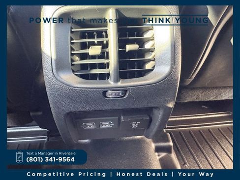 Used 2021 Jeep Cherokee Latitude Lux w/ Comfort/Convenience Group image 12