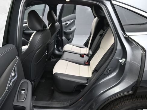 Used 2025 INFINITI QX55 Luxe w/ Cargo Package image 18