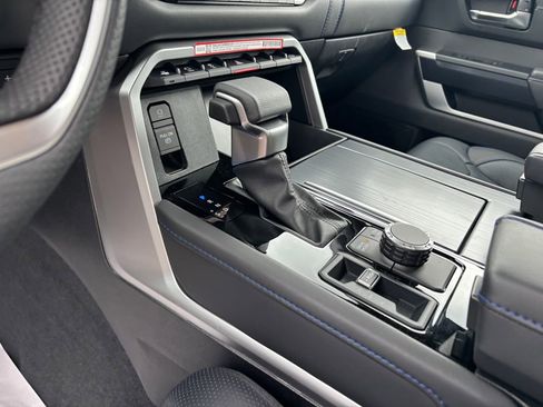 New 2025 Toyota Tundra Platinum image 11