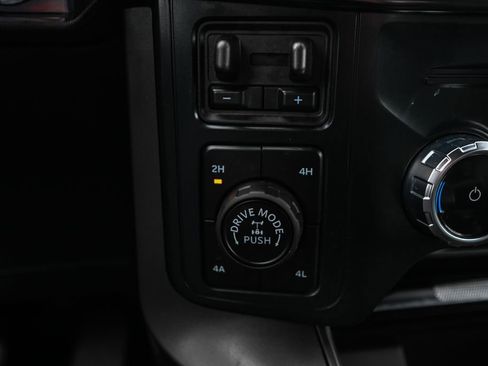 Certified 2025 Ford F150 Lariat AWD/4WD image 36
