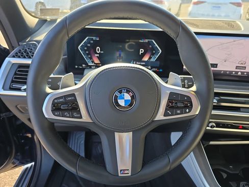 Used 2025 BMW X5 sDrive40i w/ M Sport Package image 24