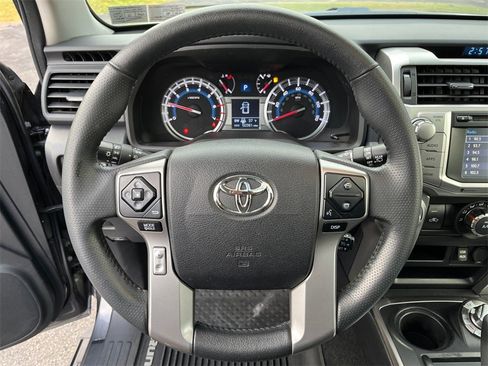 Certified 2018 Toyota 4Runner SR5 image 15