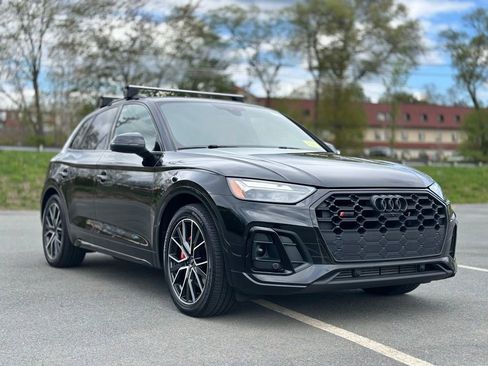 Used 2023 Audi SQ5 Premium Plus w/ Premium Plus Package AWD/4WD image 9