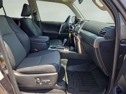 Used 2019 Toyota 4Runner SR5 Premium AWD/4WD image 27