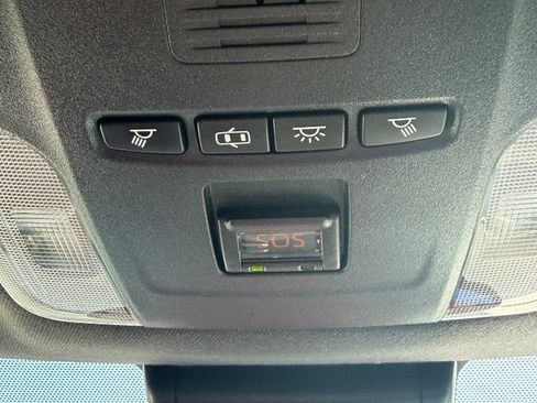 Used 2020 Toyota Corolla SE FWD image 14