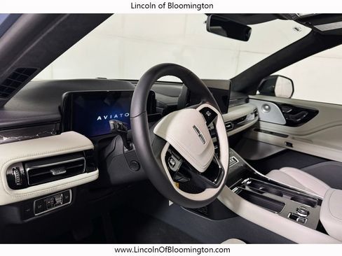 New 2026 Lincoln Aviator Black Label AWD/4WD image 37