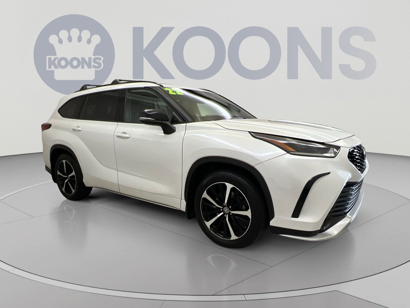 Used 2022 Toyota Highlander XSE AWD/4WD image 10